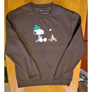 Peanut Cartoon Camping Brown Crew Neck Sweatshirt M